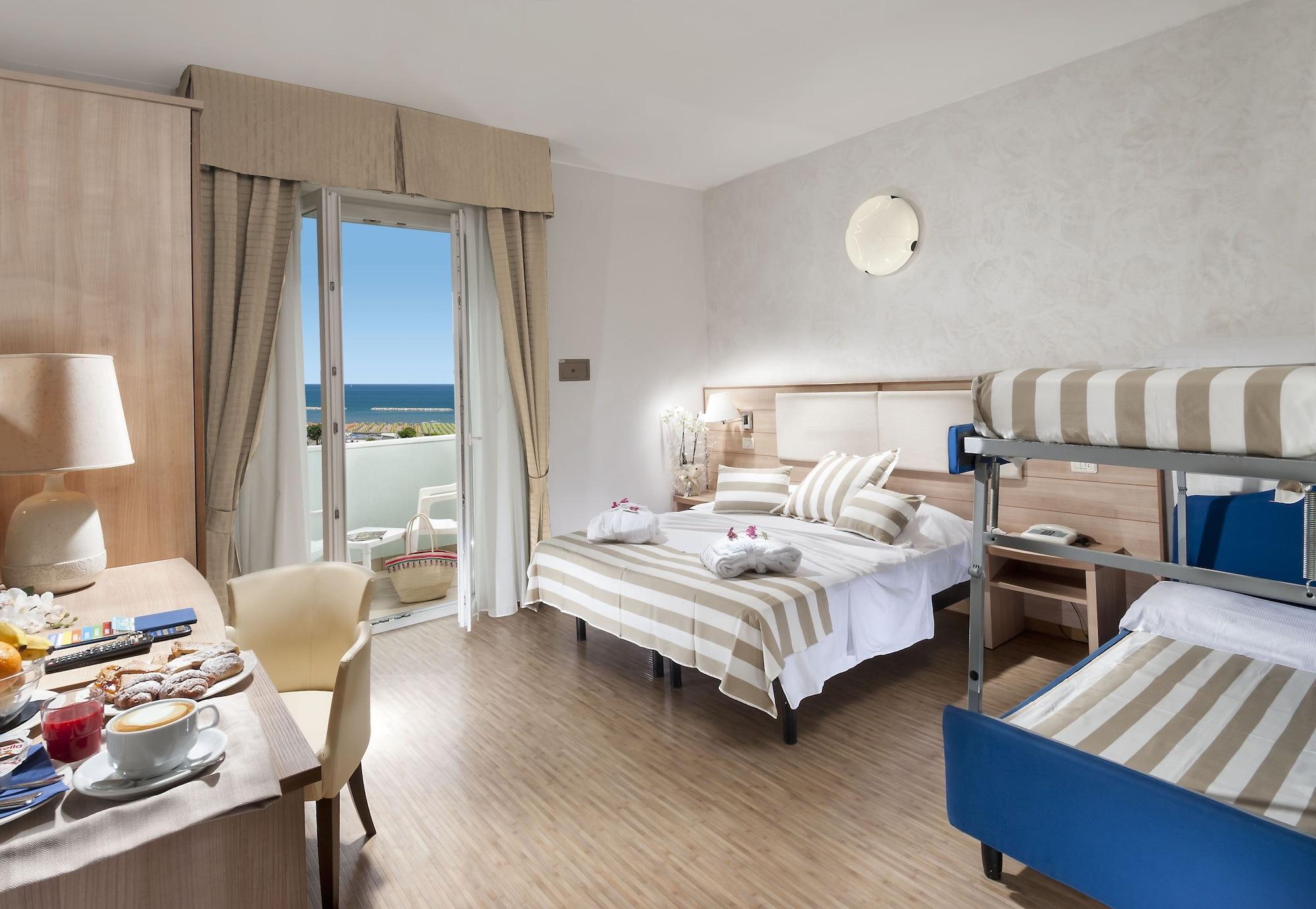 Hotel Losanna Gabicce Mare Exteriör bild