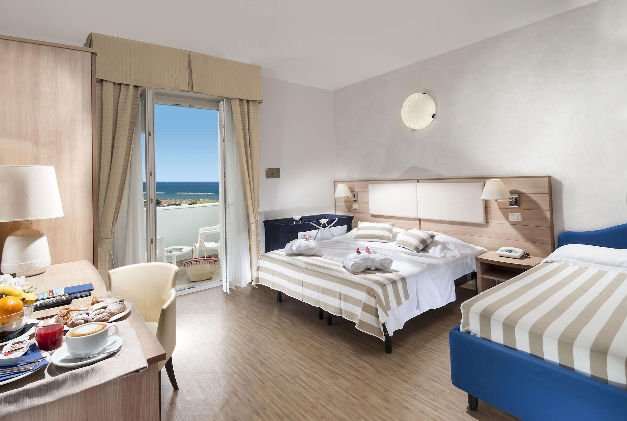 Hotel Losanna Gabicce Mare Exteriör bild