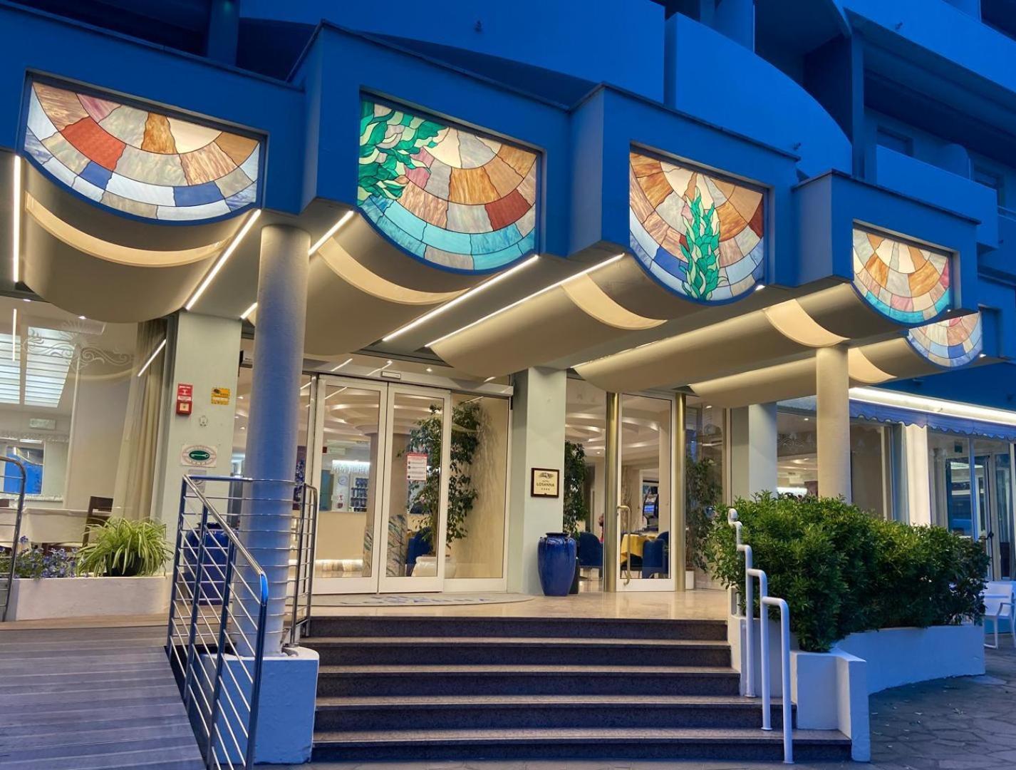 Hotel Losanna Gabicce Mare Exteriör bild