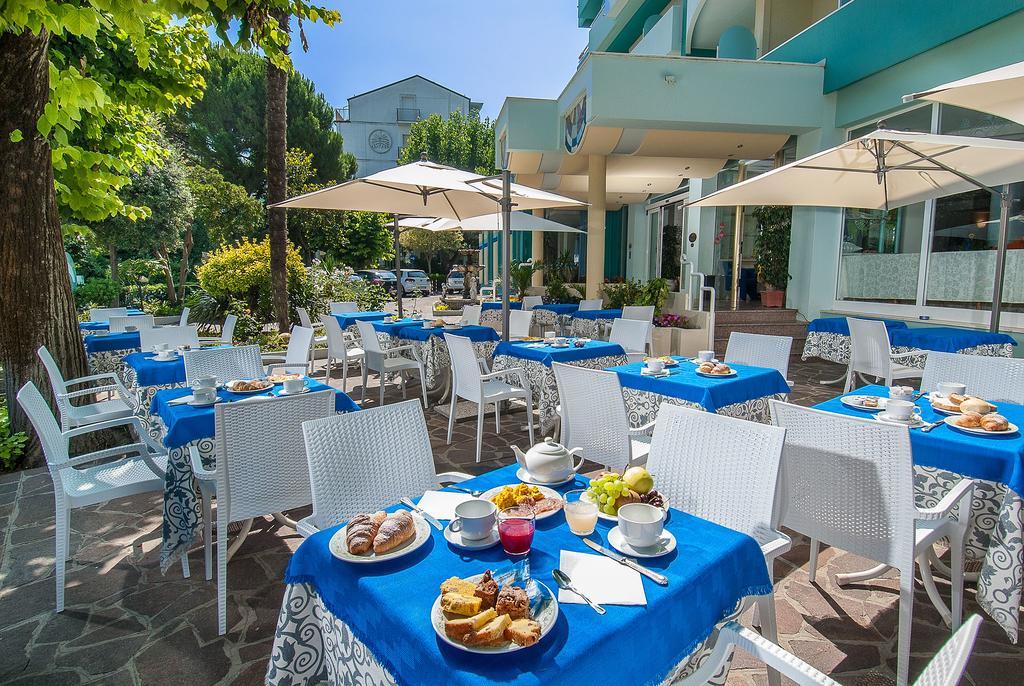 Hotel Losanna Gabicce Mare Exteriör bild