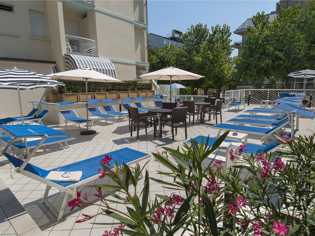 Hotel Losanna Gabicce Mare Exteriör bild